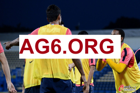 为什么吹罚东契奇技犯？今日裁判：他对裁判使用了不雅语言